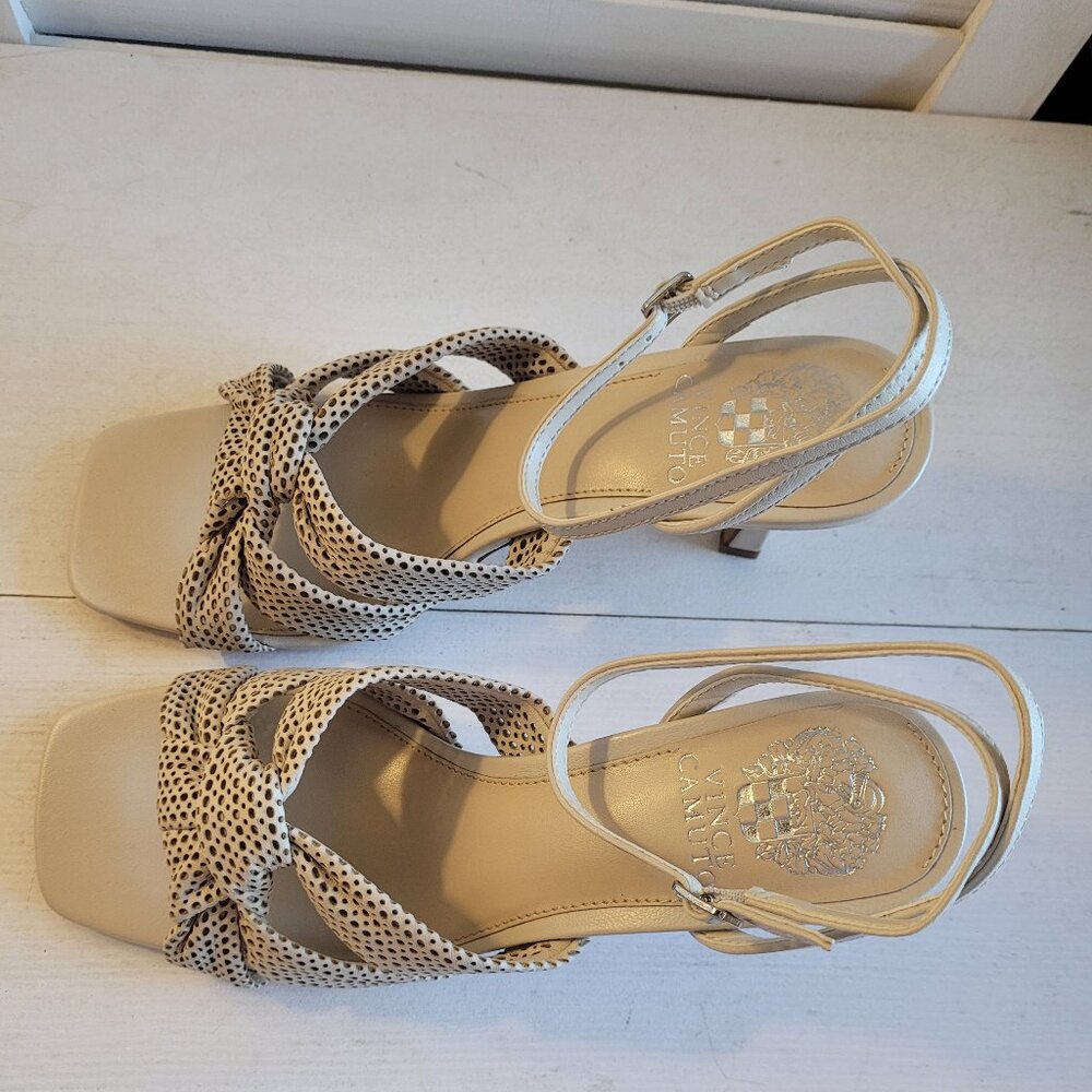 $59 NWT (8.5) VINCE CAMUTO MESH ANKLE-STRAP SANDAL